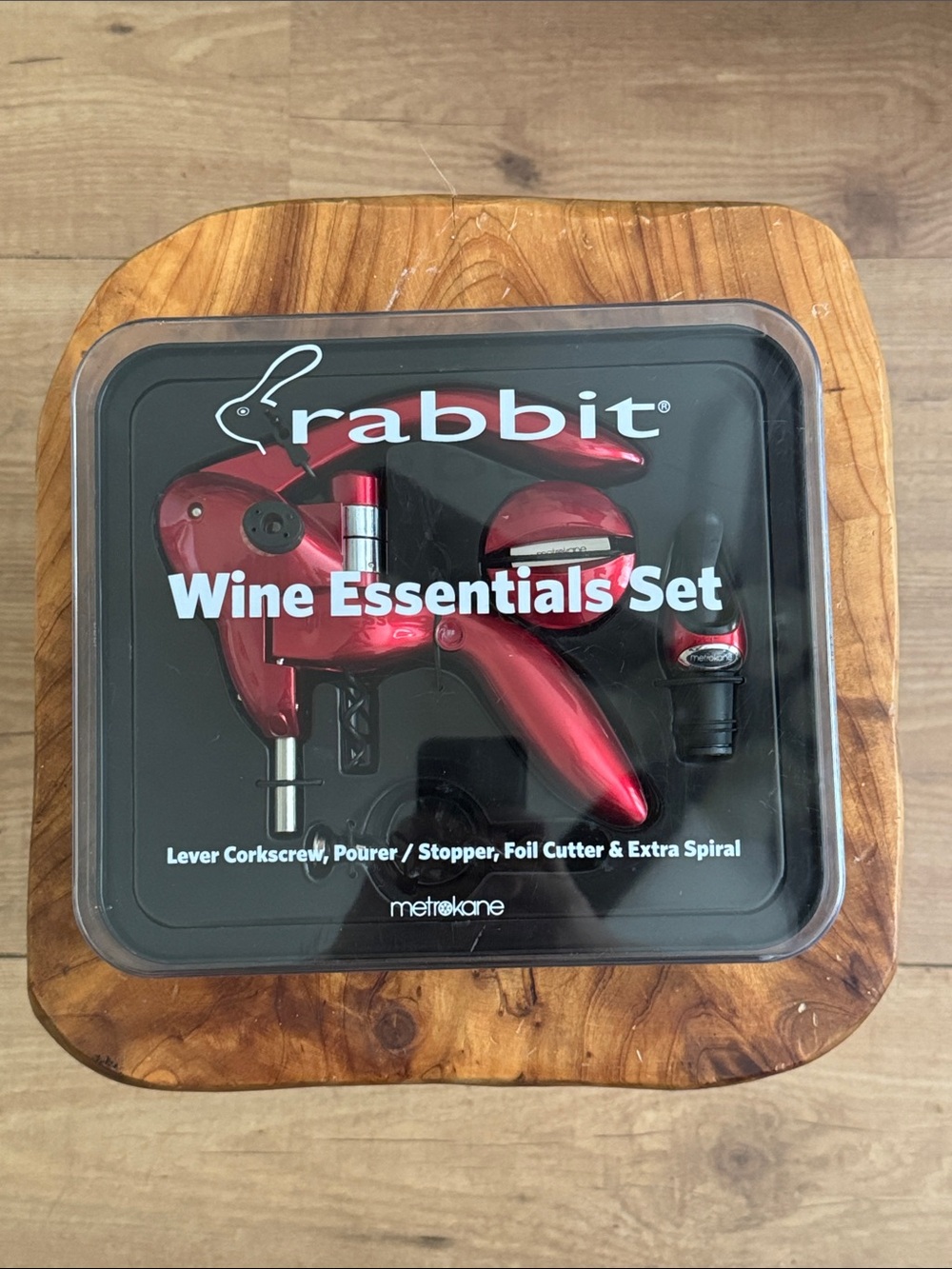 rabbit Wine Essentials Set - Red